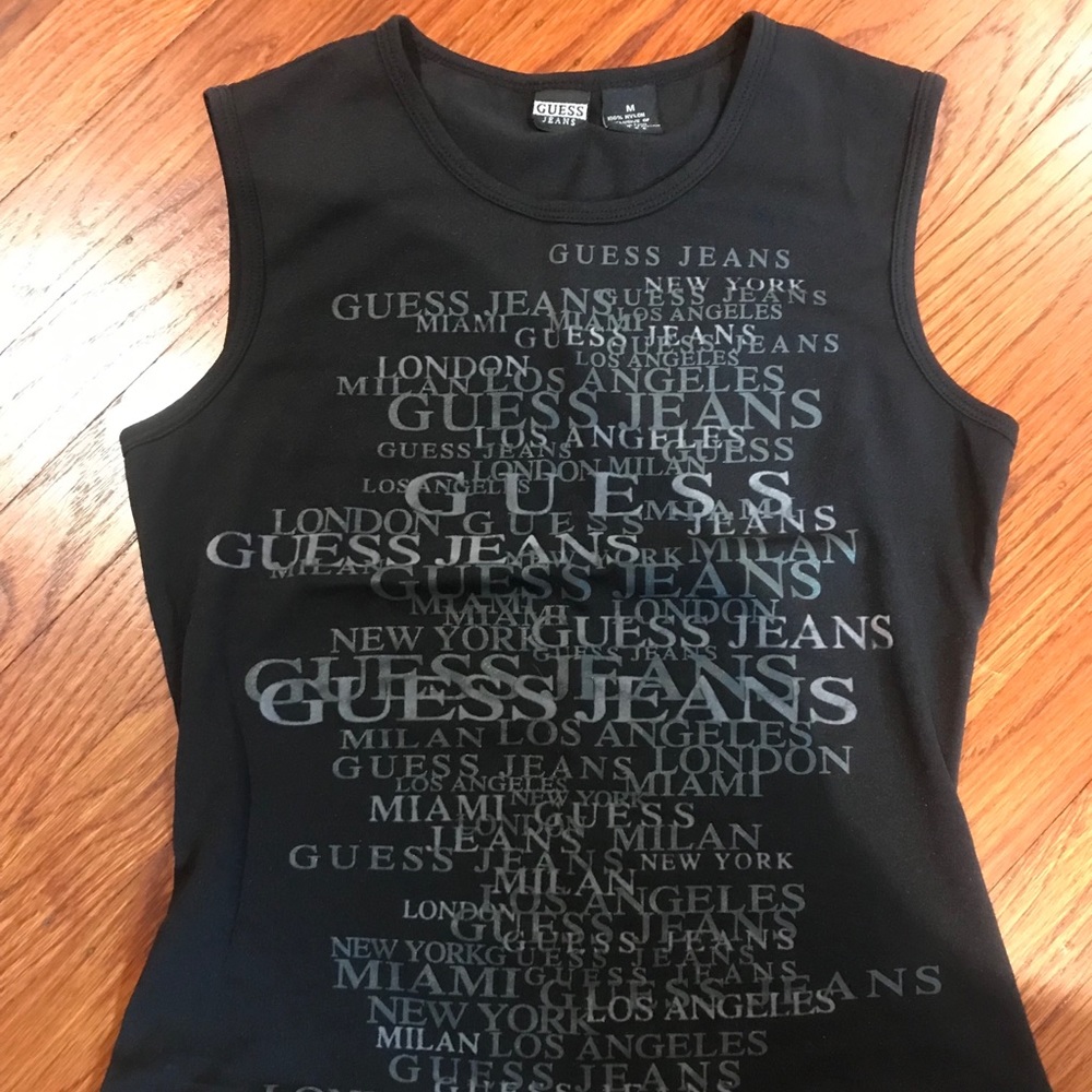 Guess top